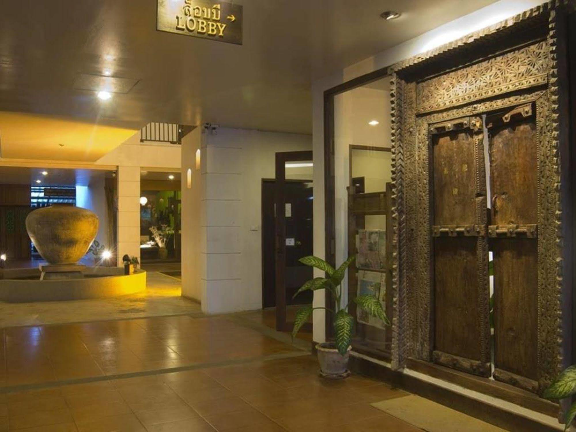 Ananda Museum Gallery Hotel, Sukhothai Exterior photo